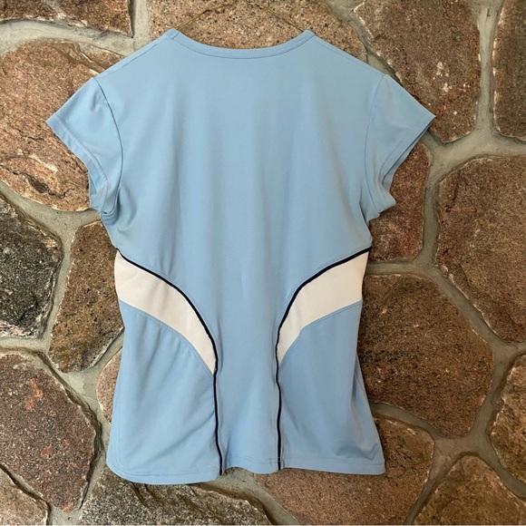 FILA retro design short sleeved woman’s athletic top. - Picture 3 of 6